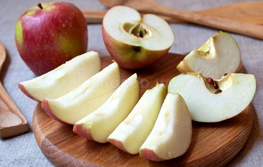 Очистить яблоки от: кожуры, плодоножек, семян