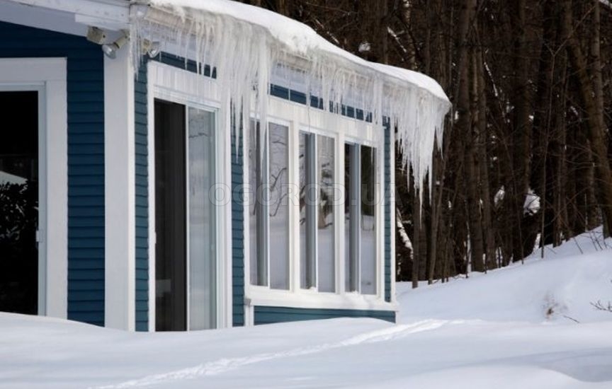 10 идей: чем можно заняться на даче зимой