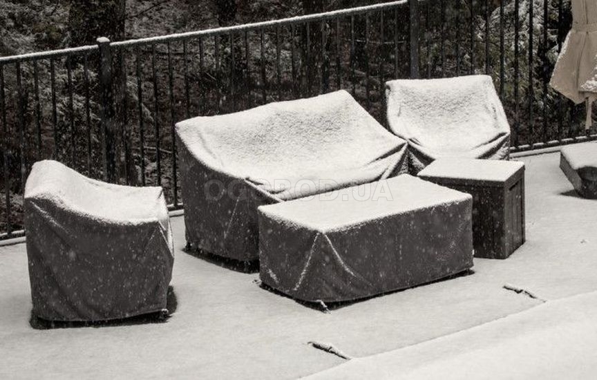 Как хранить шланги, инструменты, садовую мебель