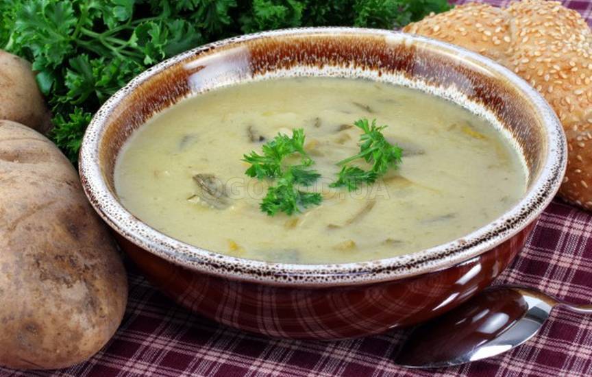 Постный суп из картофеля и лука
